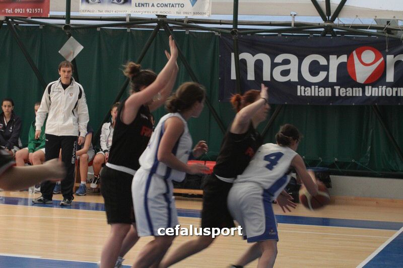 120218 basket 341_tn.jpg